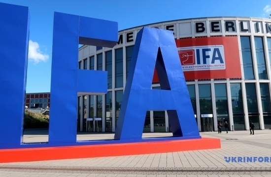 Зеркало, которое подскажет моду. IFA-2019