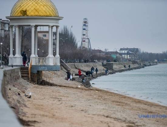 “Если бы не море, был бы капец”. Как выживают без воды жители курортного Бердянска