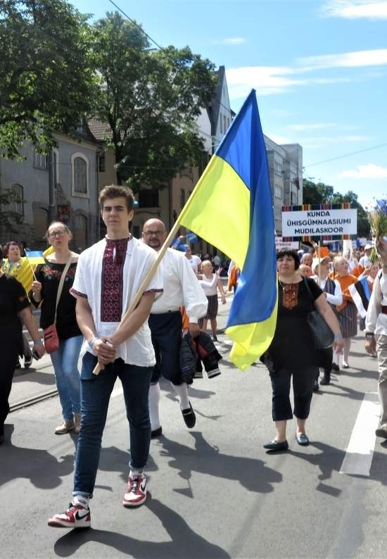 Таллинн, Праздник песни и танца. У них это – очень серьёзно