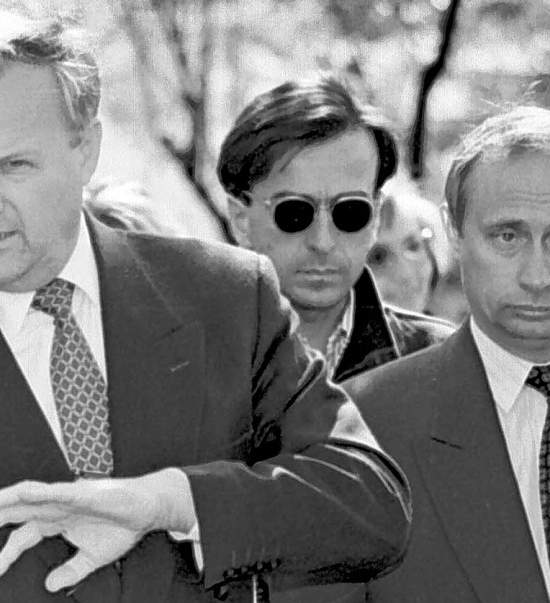 Путин, 20 лет от имперских амбиций до постимперского позора