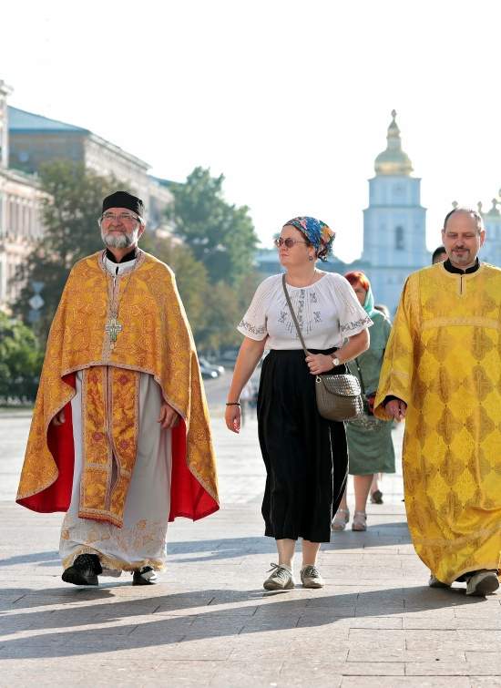 Первый Крестный ход Православной церкви Украины