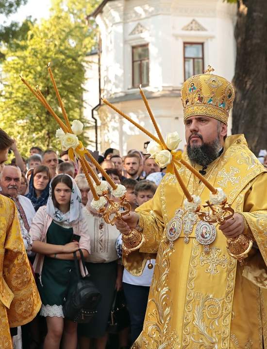 Первый Крестный ход Православной церкви Украины