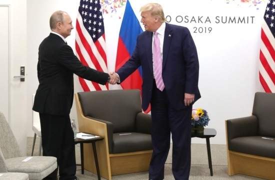 Встреча Трамп–Путин: Эта странная любовь к диктаторам