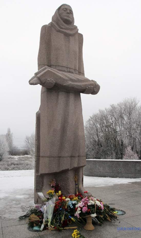 Голодомор. О чем рассказывают памятники